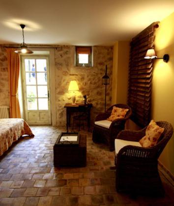 Mas Bella Cortis Bed & Breakfast La Garde Adhemar Luaran gambar